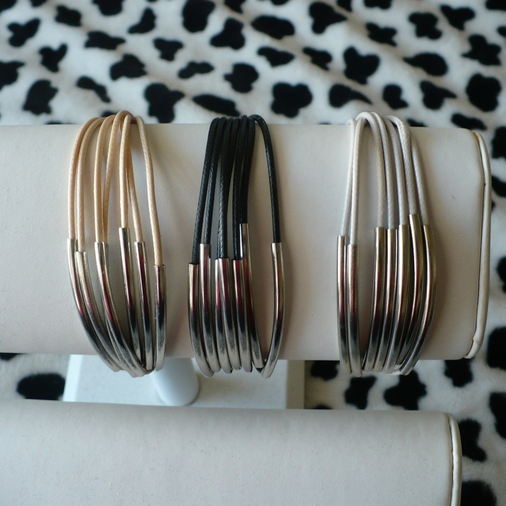 ❤️ BOHEMIAN - 7 Strand Bracelet Beige, Gray, Black